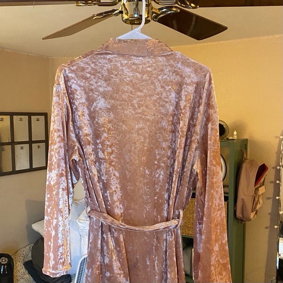 Velvet belted night robe WITHOUT cami top & shorts - Picture 4 of 5
